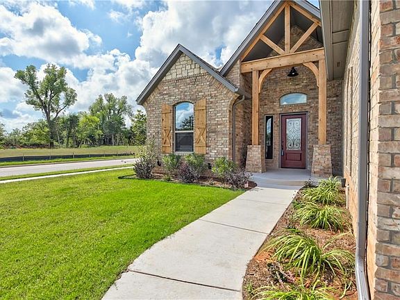 3rd image of 4613 Hidalgo Dr