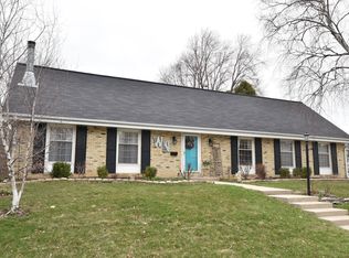 W52N759 Windsor Dr, Cedarburg, WI