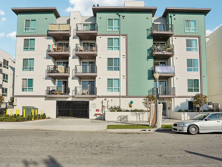 The Peake Apartments — Photo 34
