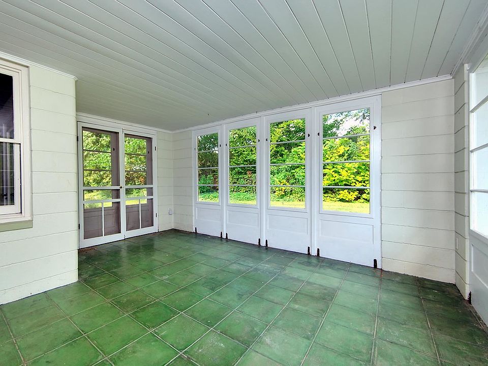 845 Woodbine Ave, Cincinnati, OH 45246 Zillow