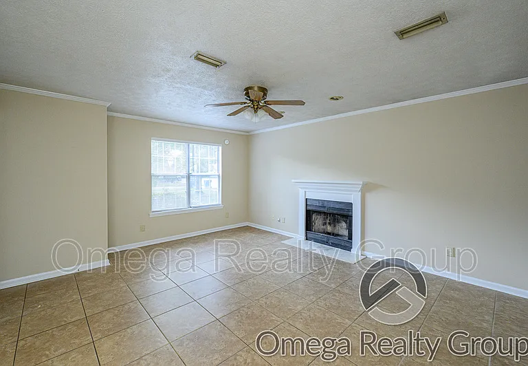 819 Willow Pointe — Photo 4