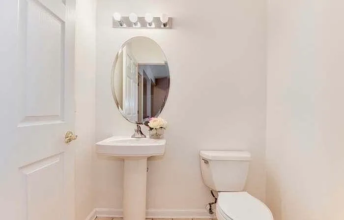 109 Turlington Ct — Photo 8