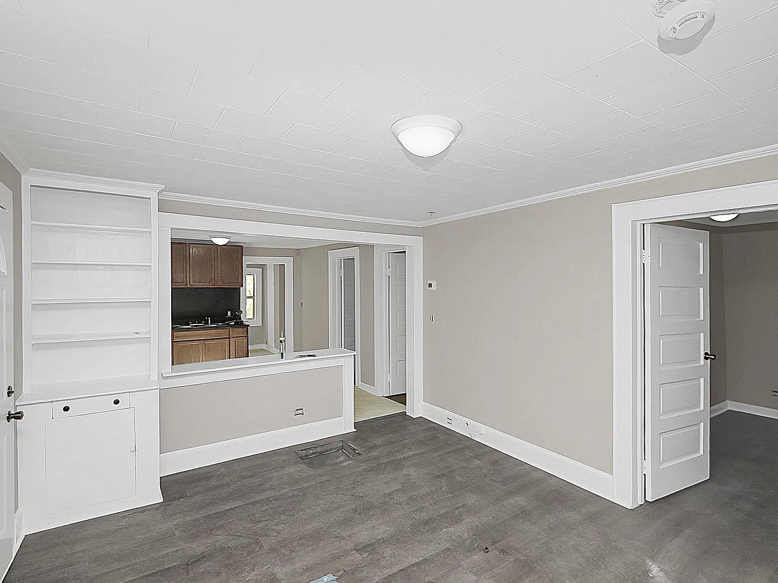 3 bed, 927 sqft, $1,315 — Photo 4
