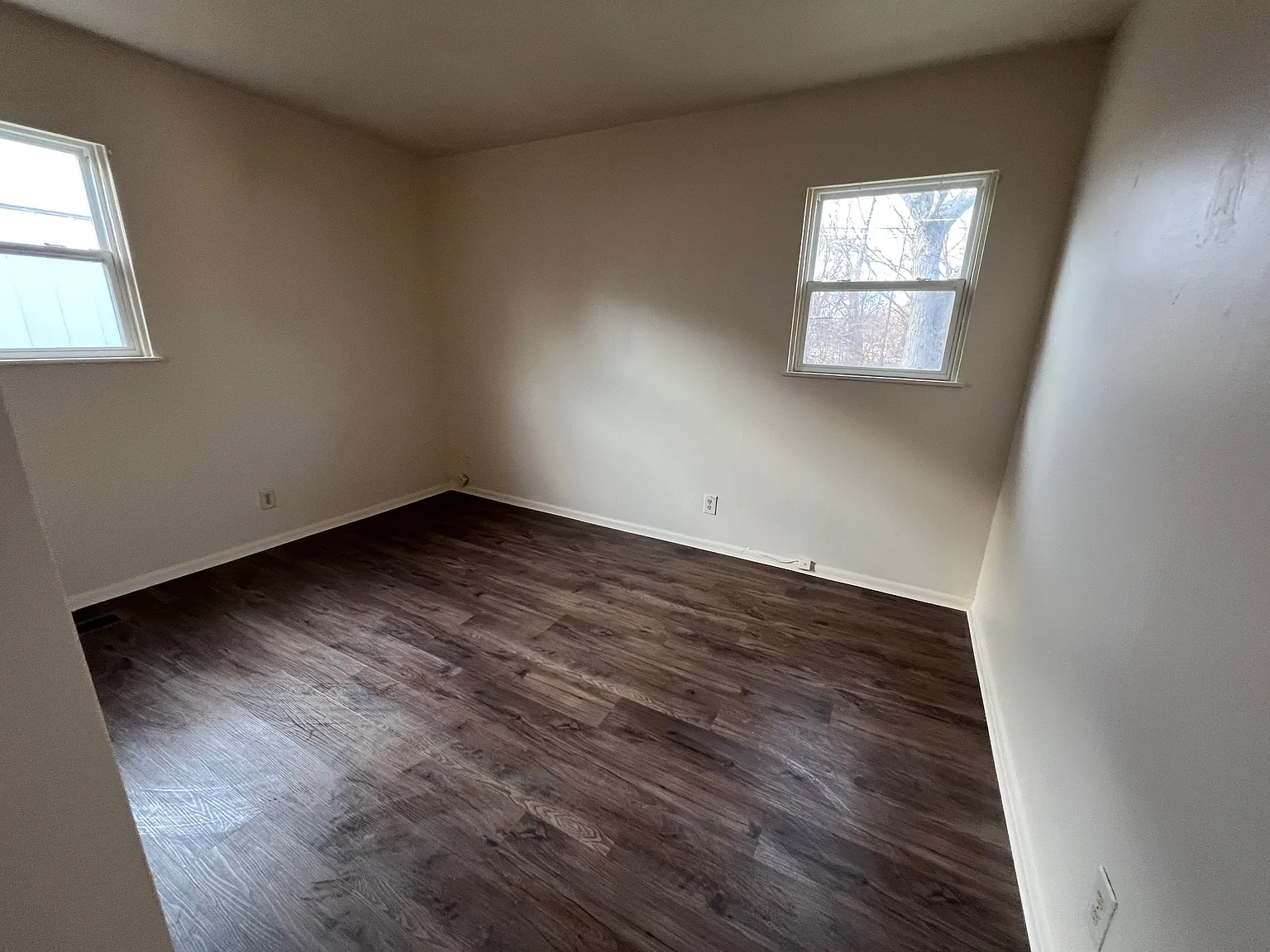 4 bed, 1247 sqft, $1,350 — Photo 3