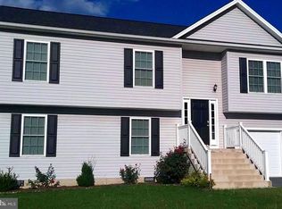 27 Ansted Way, Martinsburg, WV 25404