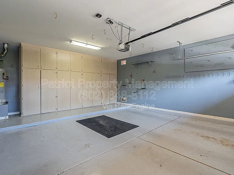 2078 E Flint St — Photo 41