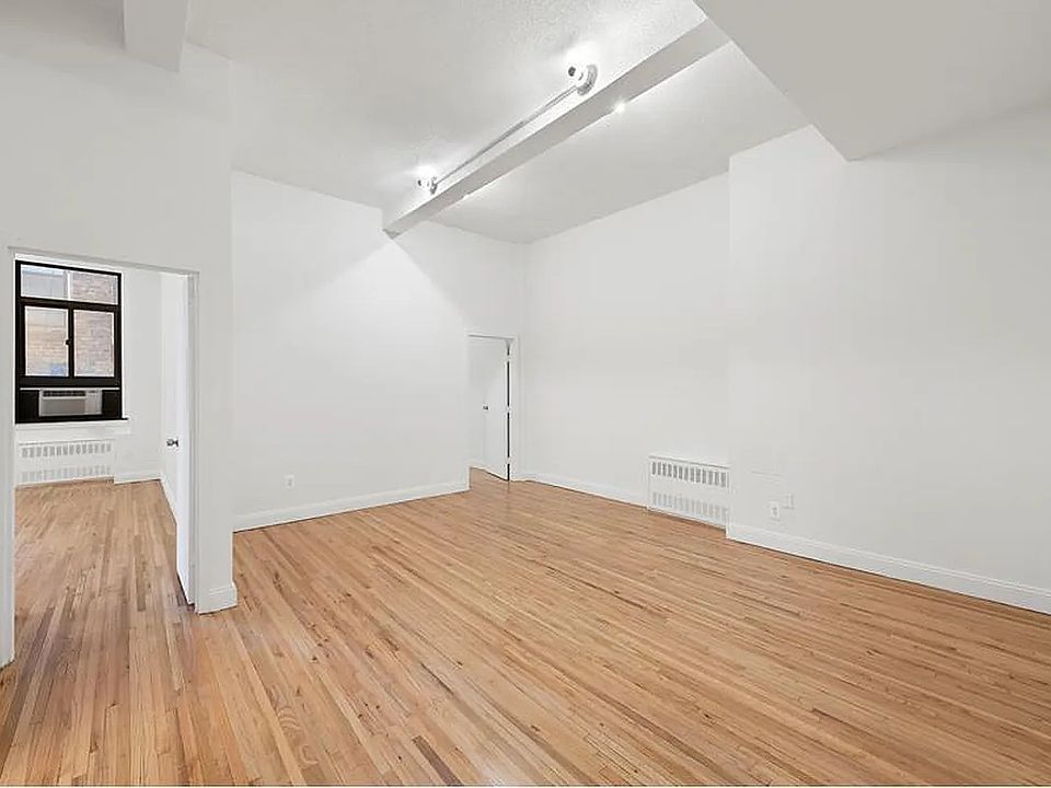 1st image of 239 Park Ave S APT 9d