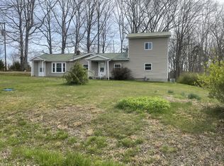 1808 Grays Bend Rd, Centerville, TN 37033