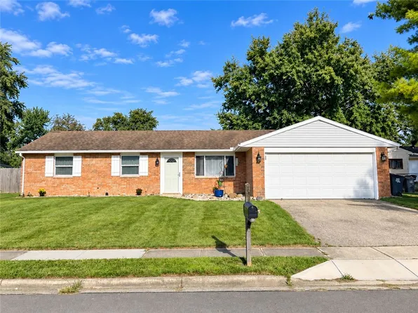 2403 New Castle Dr, Troy, OH 45373