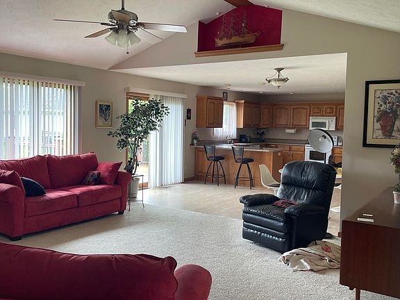 2nd image of 1554 Westlake Dr