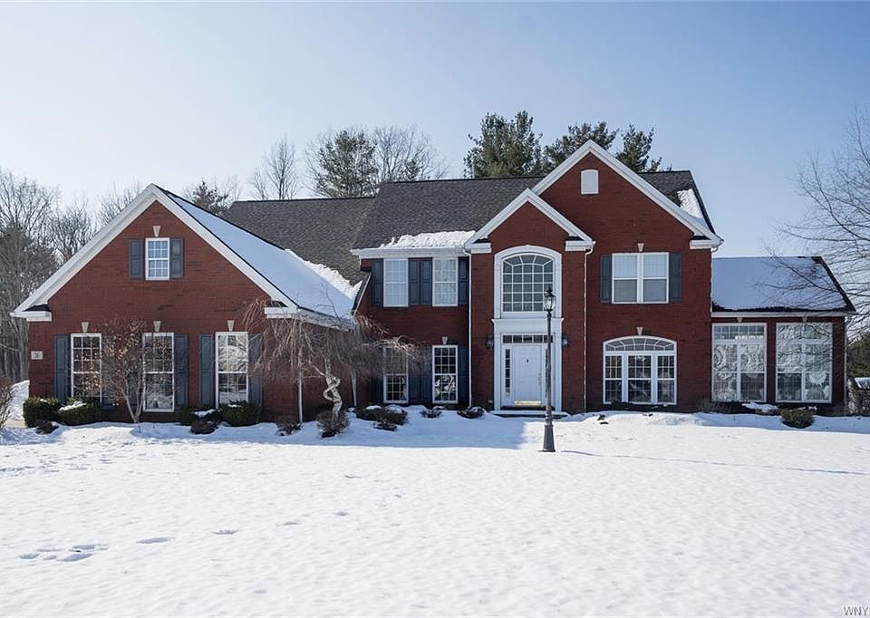 1st image of 36 Graystone Ln