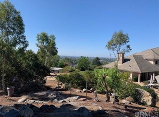 1546 Tierra Del Cielo, Vista, CA 92084