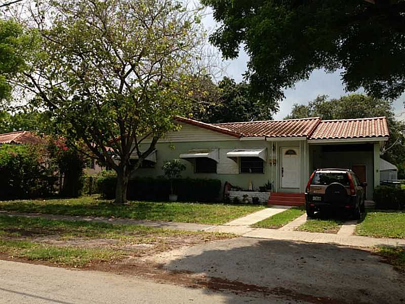 1st image of 3920 NW 59th Ave