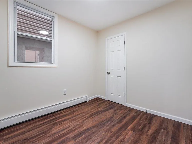 97 Saint Pauls Ave #1A — Photo 15