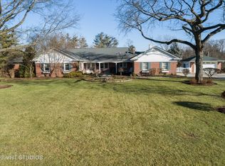 2S541 Arboretum Rd, Glen Ellyn, IL 60137