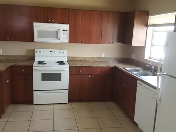 Grant St Duplex, 5700-5702 Grant St #5700, Hollywood, FL 33021