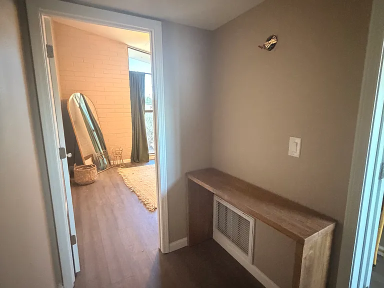 1824 E Don Carlos Ave — Photo 7