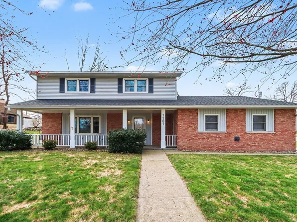 1207 Hampton Oaks Dr, Portage, MI 49024