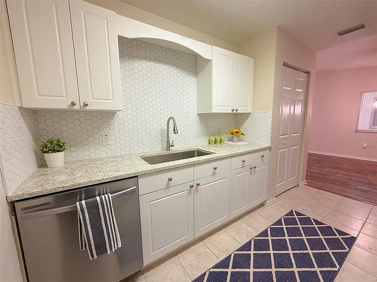 2085 Isle Royale Ct SE #284 — Photo 5