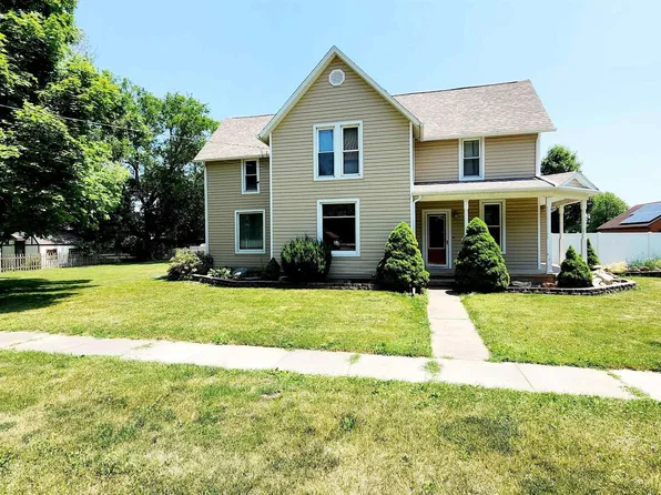 414 & 416 N Williams St, Reynolds, IL 61279