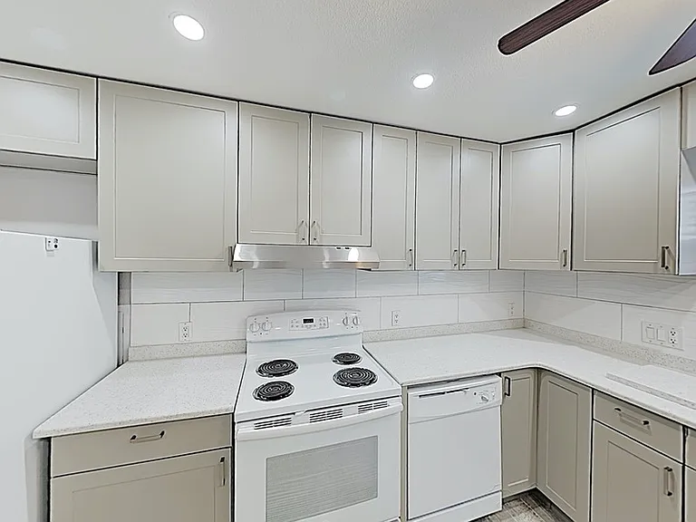 525 Conway Rd #91 — Photo 7