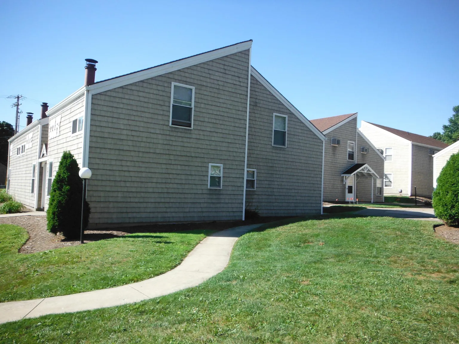 1 bed, $800 — Photo 1
