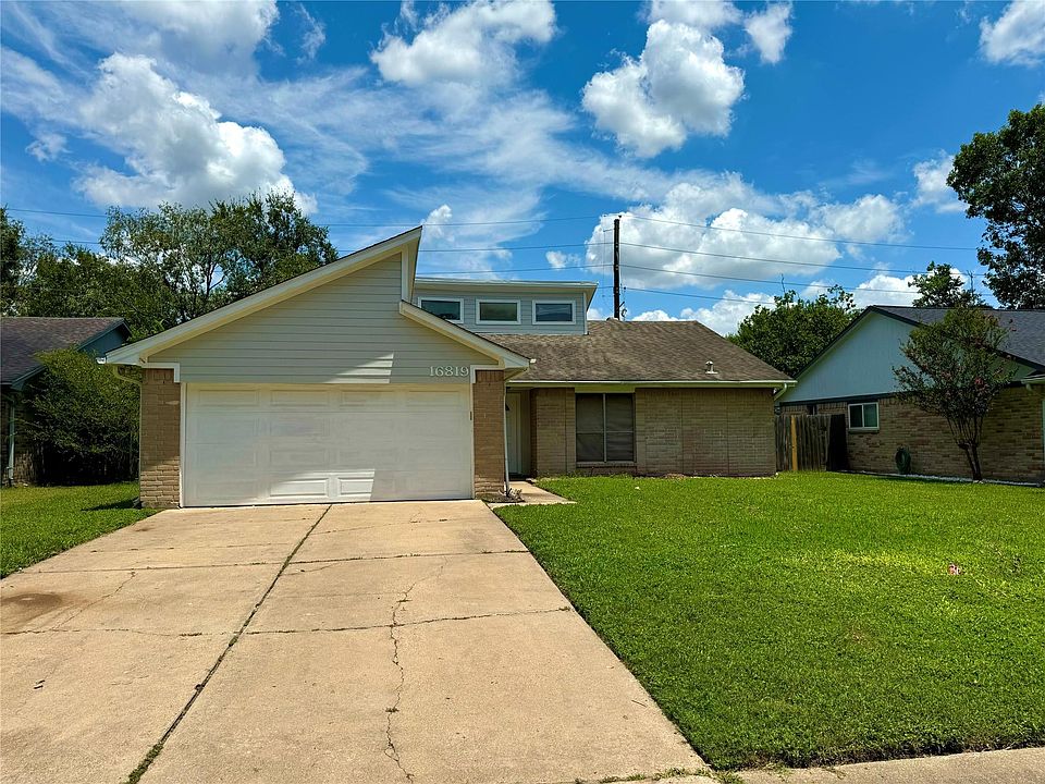 1st image of 16819 Red Gully Dr