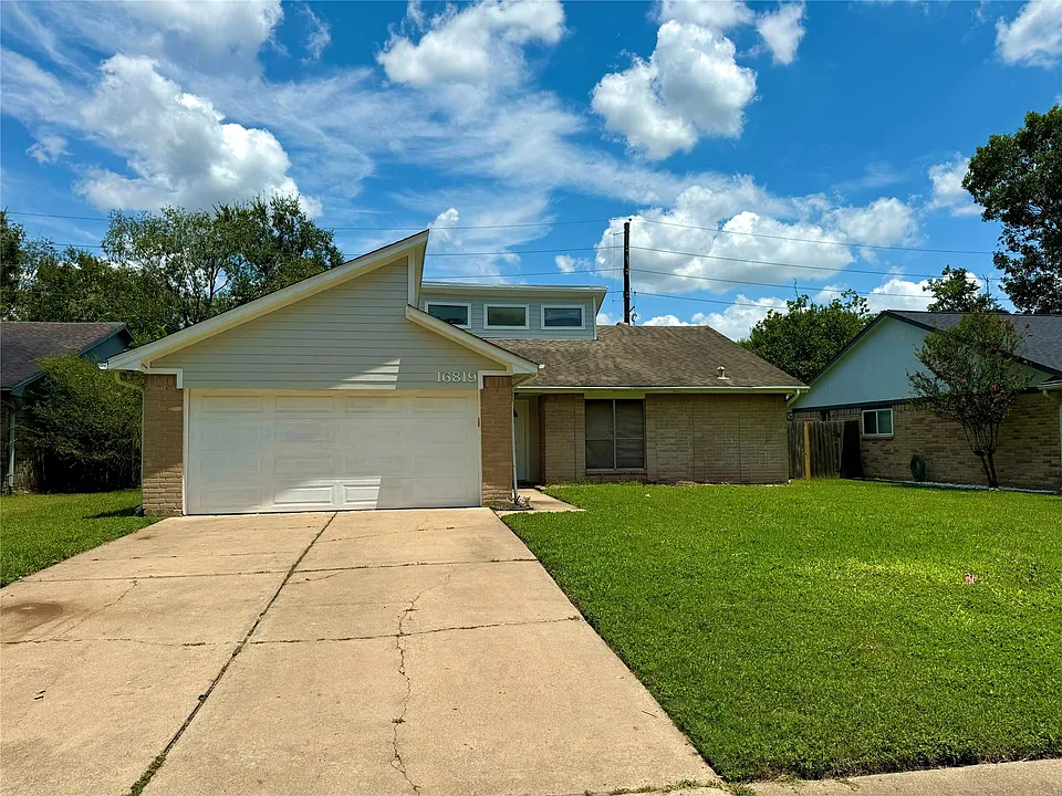 16819 Red Gully Dr