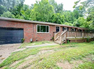 2750 Merritts Creek Rd, Huntington, WV 25702