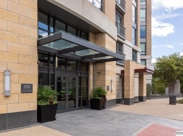 3201 Dodge Ct APT 5506, Omaha, NE 68131