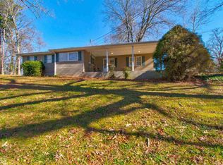 250 Crescent Dr, Gainesville, GA 30501