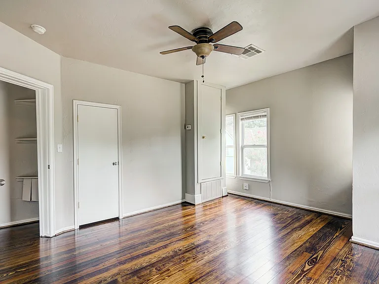 440 Elm Ave #2 — Photo 23