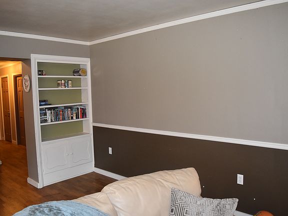 Reading area/fireplace