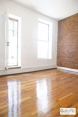 Rented by Galleria | media 12