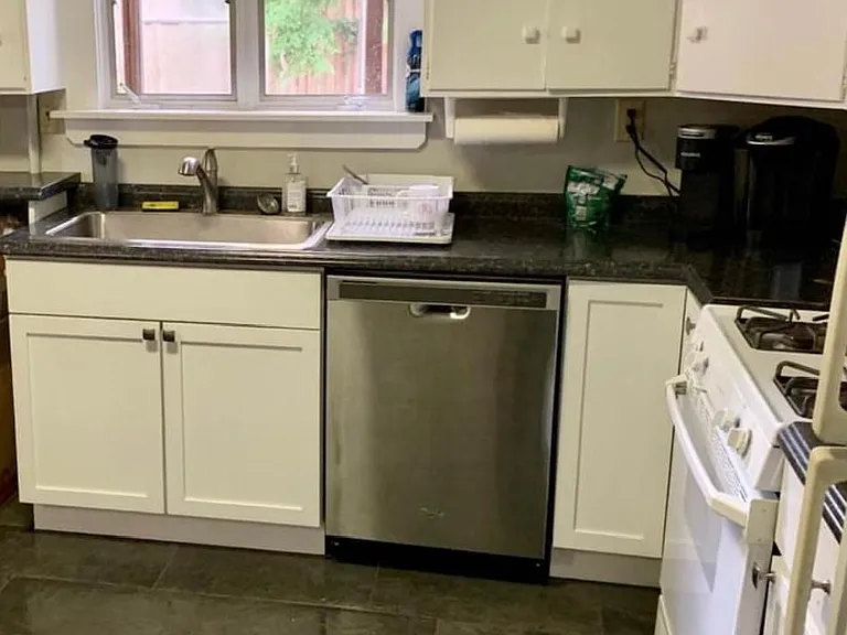 302 Mitchell St — Photo 7