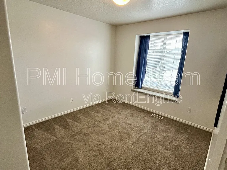 1222 N Willard Peak Dr — Photo 3