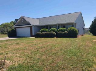 2300 Friends Ct, Statham, GA 30666