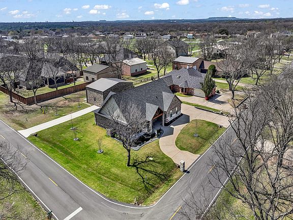 3rd image of 5418 Wedgefield Rd