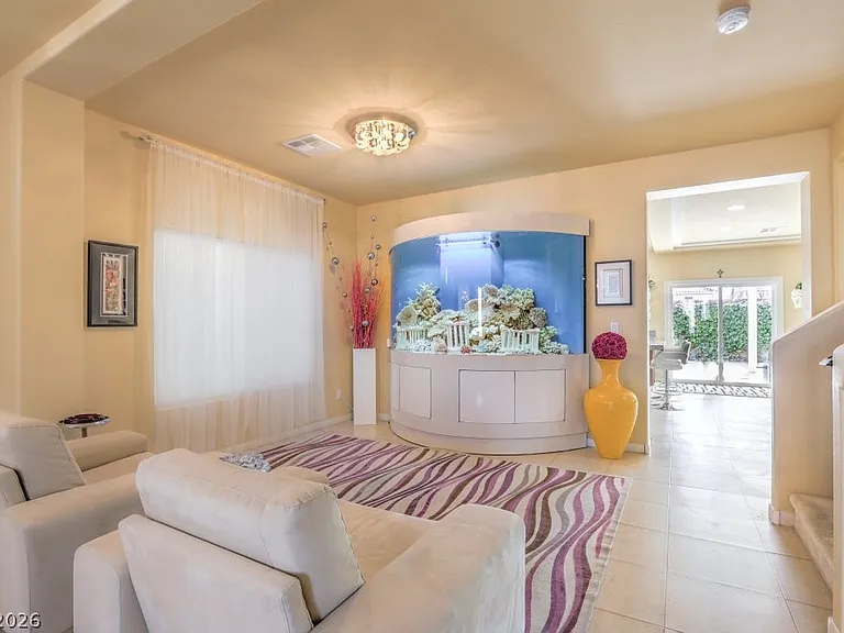 6437 Grand Mayne Ct — Photo 8