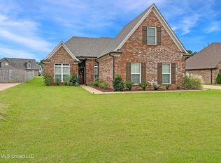 4580 Spike Ln, Horn Lake, MS 38637