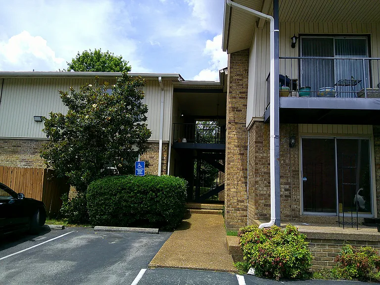 Residence located in the last building on the left. Second floor end unit. Private