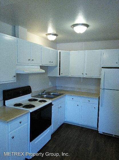 1st image of 206 S Pierce St APT 1