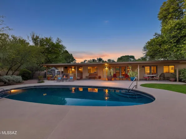 12040 E Dry Gulch Pl, Tucson, AZ 85749