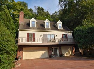 4781 Fontana Beach Rd, West Bend, WI 53095