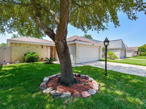 2nd image of 11539 Willwood Dr