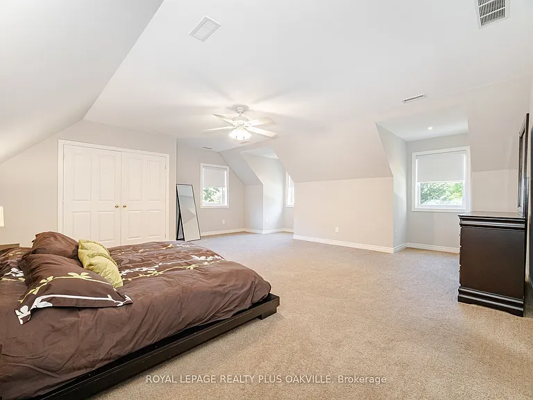 43 Ravina Cres — Photo 33