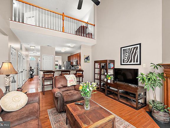 5th image of 508 Sunlight Ln Unit 2