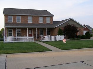 1125 N 9th St, Breese, IL 62230