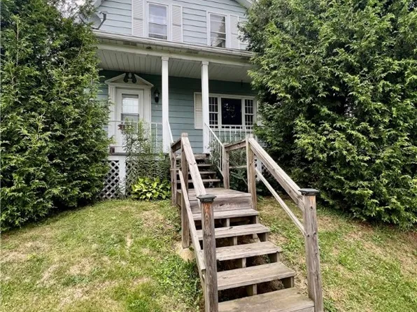 119 Penn St, Mc Clellandtown, PA 15458