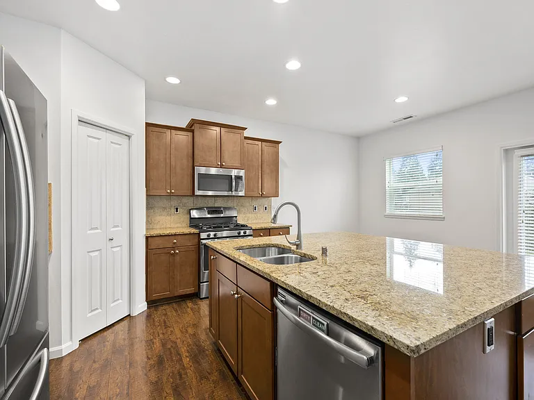 13016 114th Avenue Ct E — Photo 16